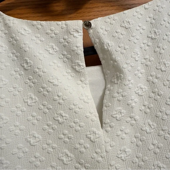 Tommy Hilfiger White Textured Dress - Picture 5 of 5